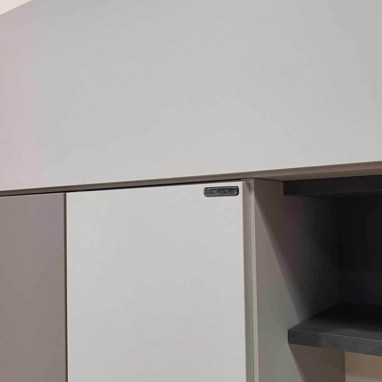 Parete Attrezzata INFINITY6 | Mobile TV Moderno con Pensili Sospesi e Moduli Contenitori
