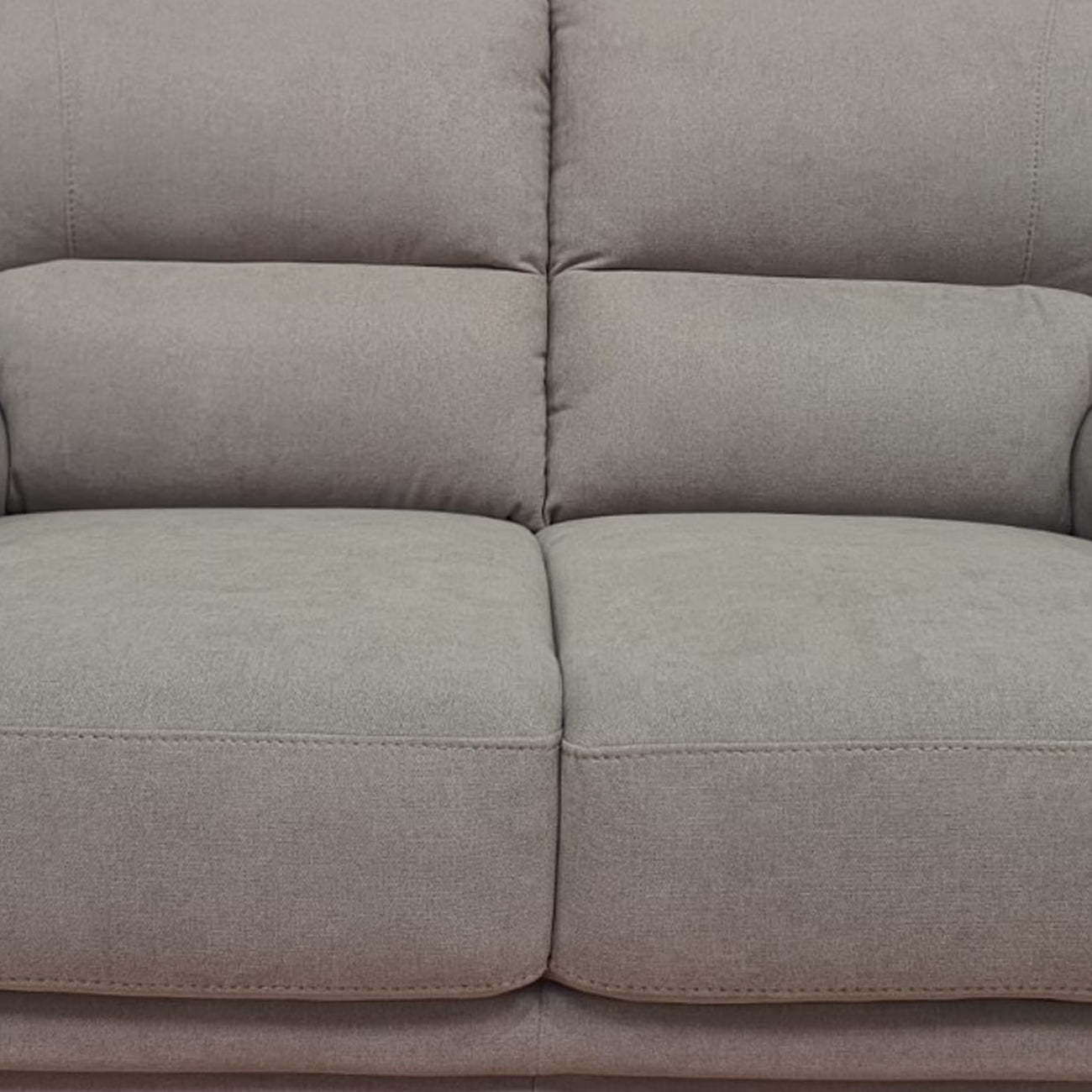 Chiara 2 Posti | Comfort Compatto in Poliuretano Espanso e Legno Massello