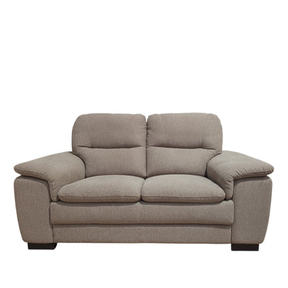 Divano Isabel 2 Posti con Piedini in Legno | Comfort e Design Elegante