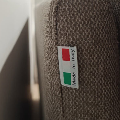 Divano Isabel 2 Posti con Piedini in Legno | Comfort e Design Elegante
