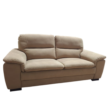 Divano Isabel 3 Posti con Piedini in Legno | Comfort, Design e Robustezza