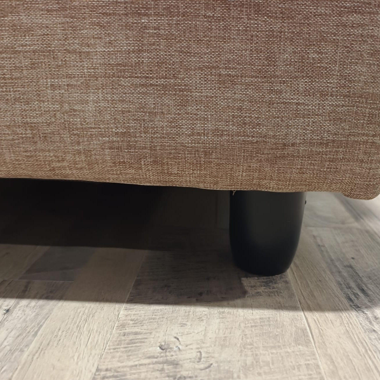 Divano Luna16 | Design Compatto e Moderno | Seduta Ampia e Comfort Quotidiano