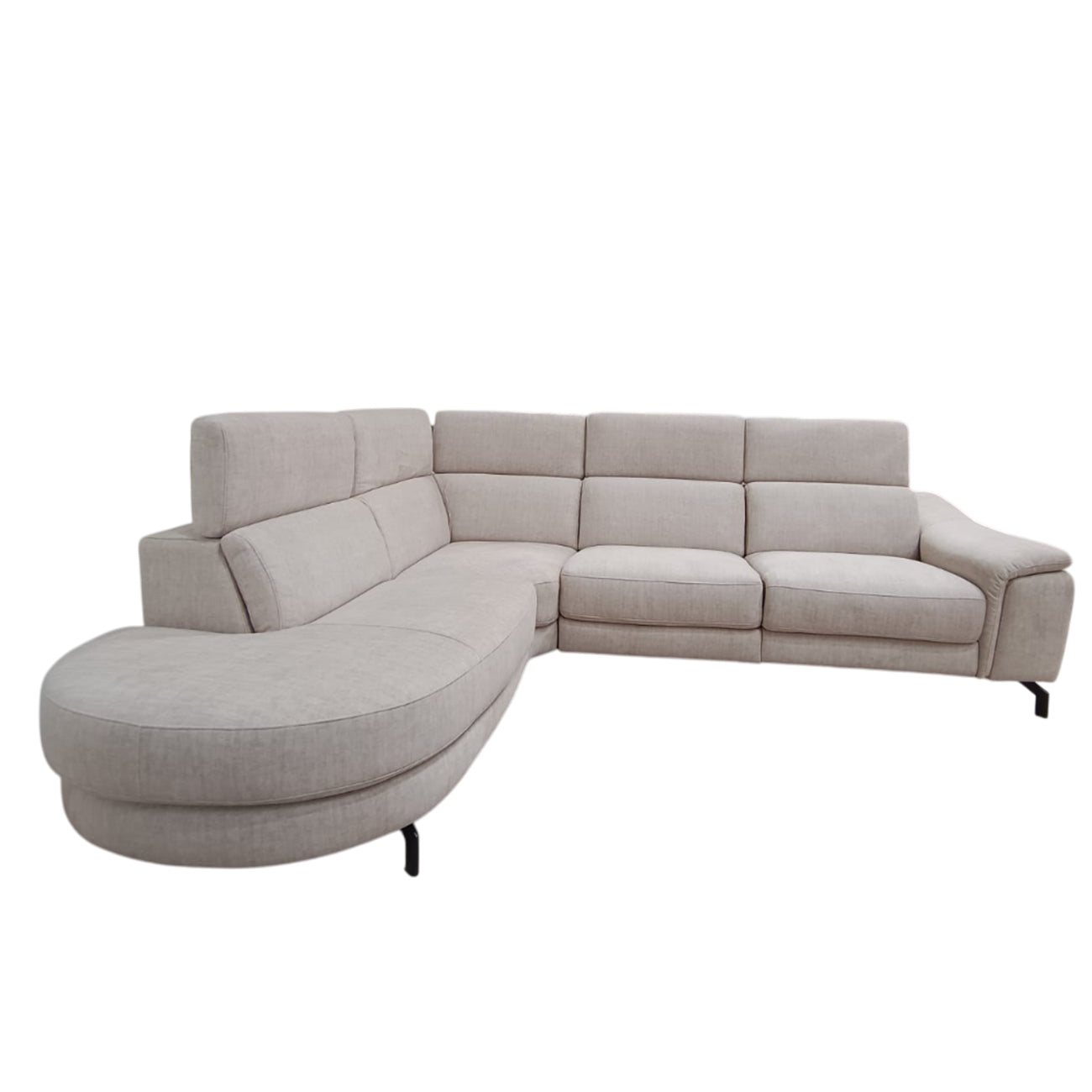 Divano Nelson con Poggiatesta Regolabile e Recliner Elettrico | Comfort e Design Moderno