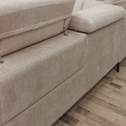 Divano Nelson con Poggiatesta Regolabile e Recliner Elettrico | Comfort e Design Moderno