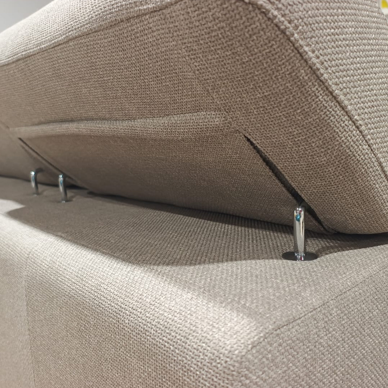 Victor Divano Angolare con Poggiatesta Reclinabile e Chaise-longue | Divano Letto di Design