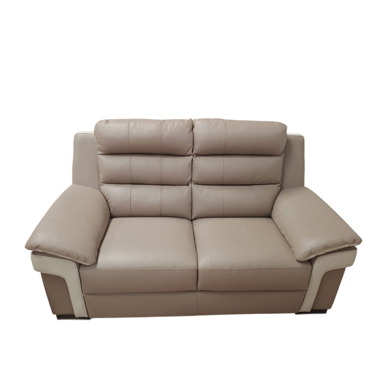 Divano BRUMA24 in Pelle Spessorata Cat. 3000  | Comfort Ergonomico e Design Moderno