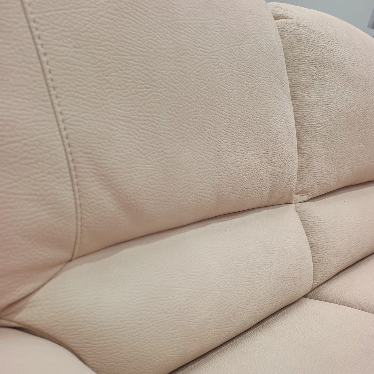 Divano Diana01 | Divano Angolare con Chaise-Longue dx | Comfort e Stile per il Living