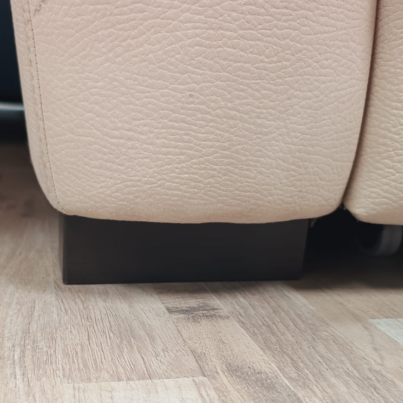 Divano Diana01 | Divano Angolare con Chaise-Longue dx | Comfort e Stile per il Living