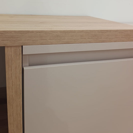 Parete Attrezzata Infinity Expò | Design Moderno con Colonna Contenitiva e Base TV